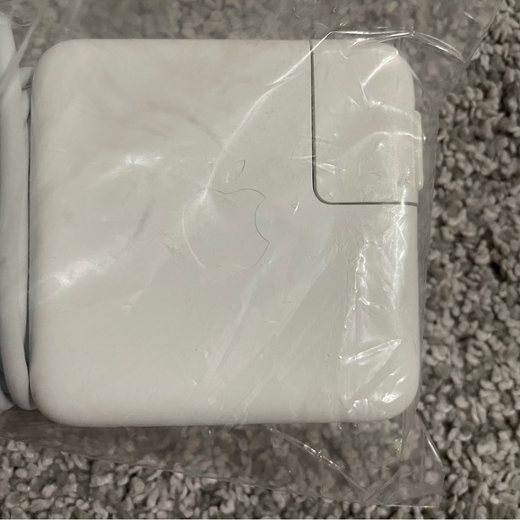 New In Package Apple 45W MagSafe 2 Power Adapter - A1436 - Picture 6 of 6